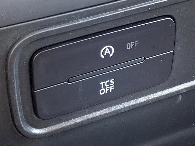 Certified 2022 Ford EcoSport SE image 26