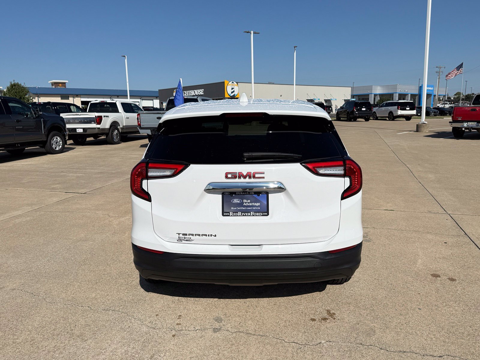 Used 2024 GMC Terrain SLE FWD image 6