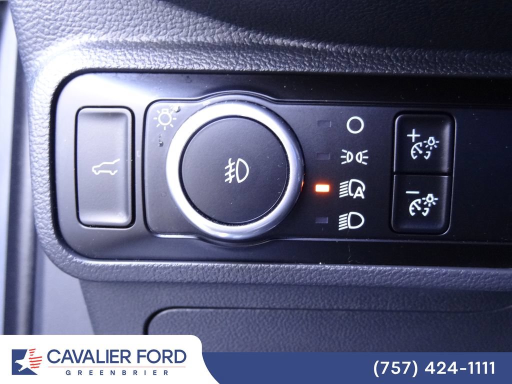 Certified 2025 Ford Explorer ST-Line AWD/4WD image 19