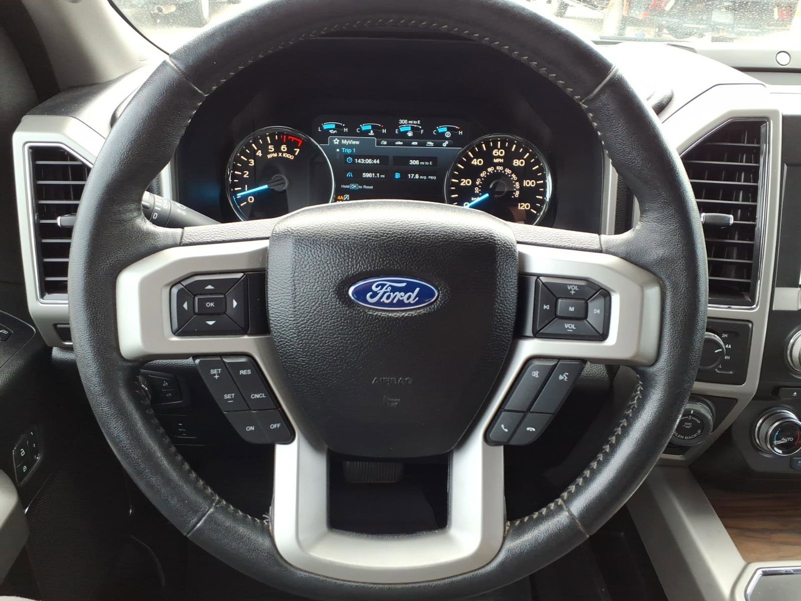 Certified 2018 Ford F150 Lariat w/ Equipment Group 502A Luxury AWD/4WD image 20
