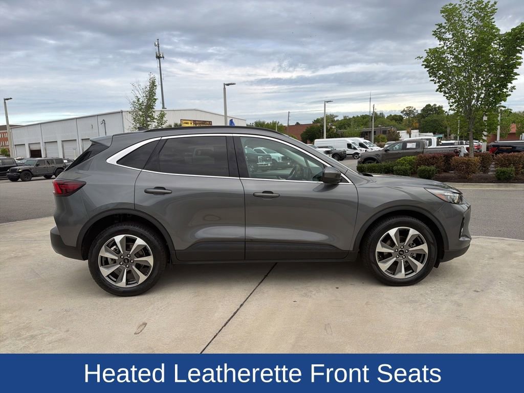 Certified 2023 Ford Escape Platinum AWD/4WD video 2