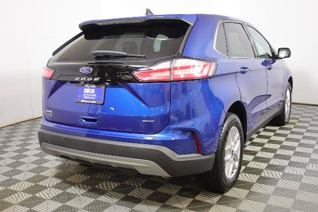 Certified 2023 Ford Edge SEL w/ Convenience Package AWD/4WD image 6