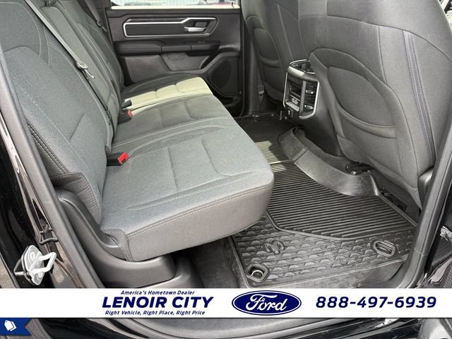 Used 2022 RAM 1500 Big Horn AWD/4WD image 12