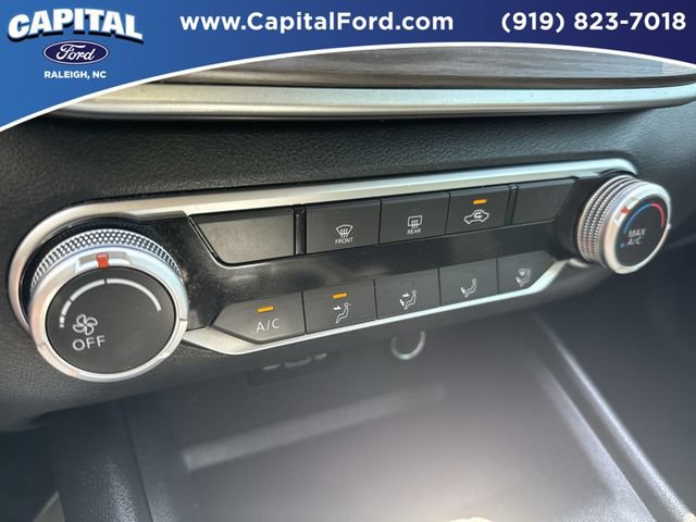 Used 2025 Nissan Altima 2.5 SV FWD image 29
