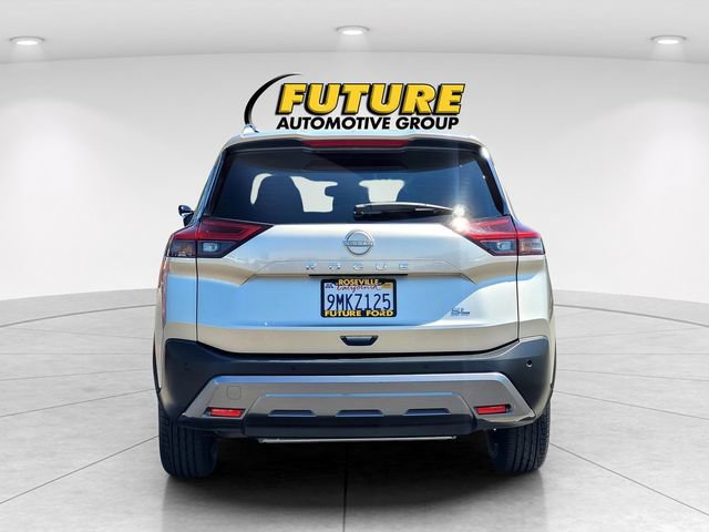 Used 2023 Nissan Rogue SL FWD image 5