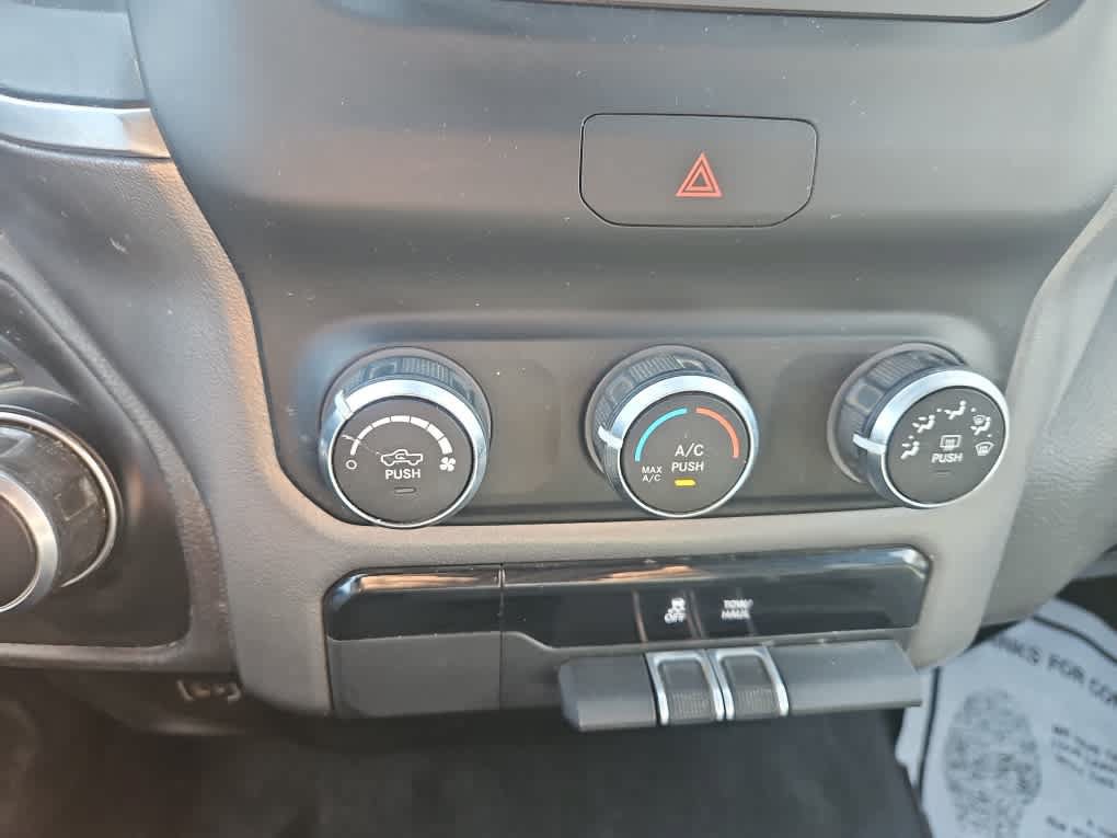 Used 2022 RAM 1500 Big Horn AWD/4WD image 17