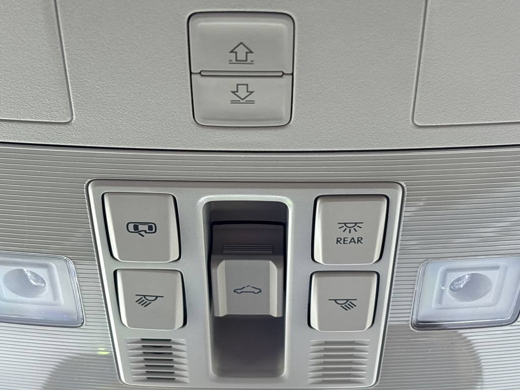 Used 2026 Volkswagen Taos SEL AWD/4WD image 36