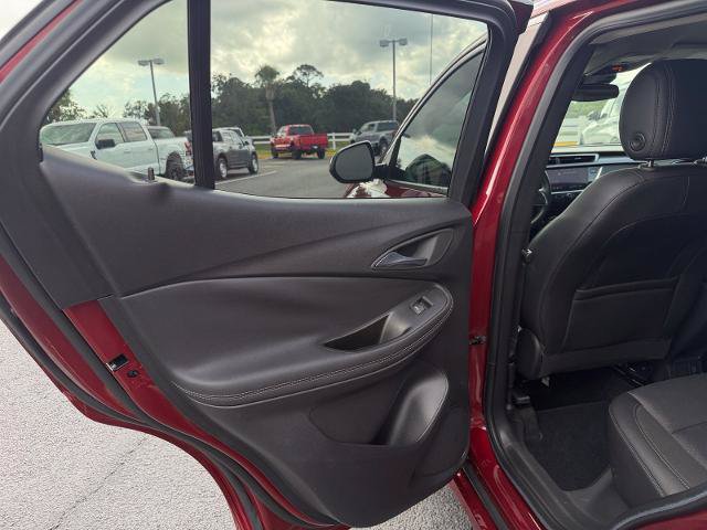 Used 2022 Buick Encore GX Select w/ Sport Touring Package FWD image 11