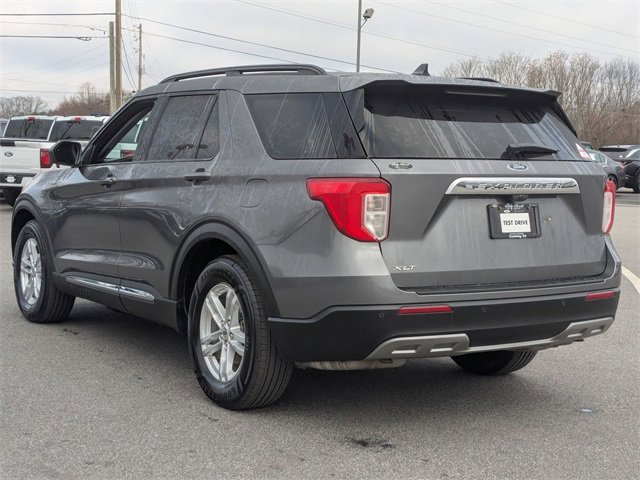 Certified 2021 Ford Explorer XLT w/ Equipment Group 202A image 5