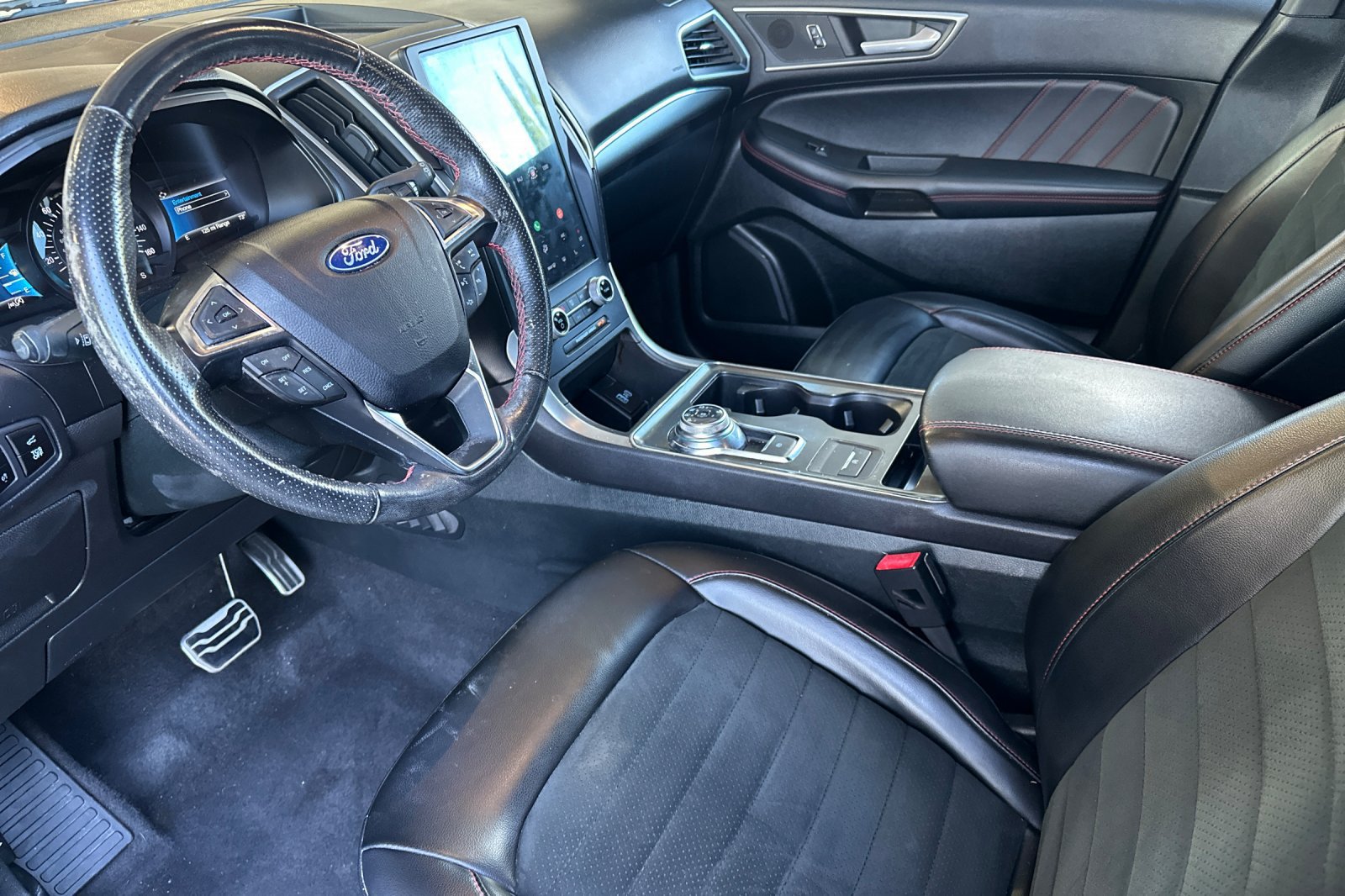 Certified 2023 Ford Edge ST-Line AWD/4WD image 9