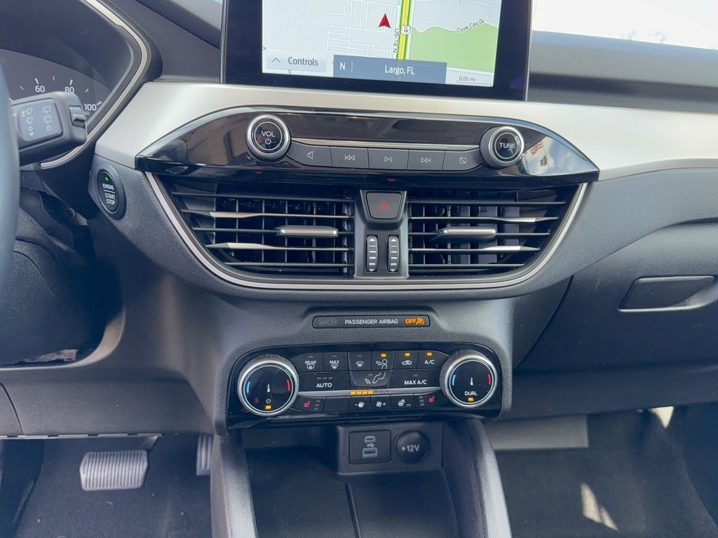 Certified 2022 Ford Escape SEL image 21