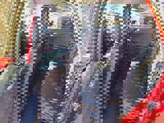 Certified 2025 Ford Escape Platinum w/ Premium Technology Package image 27