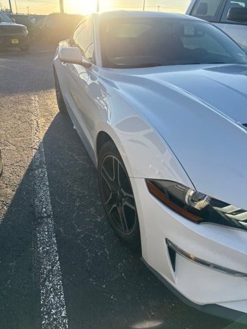 Certified 2018 Ford Mustang Coupe w/ Equipment Group 101A RWD image 2