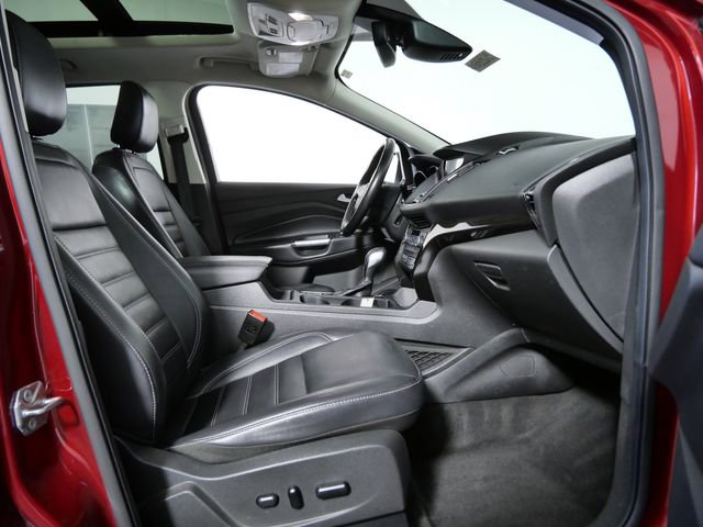Certified 2019 Ford Escape Titanium AWD/4WD image 11