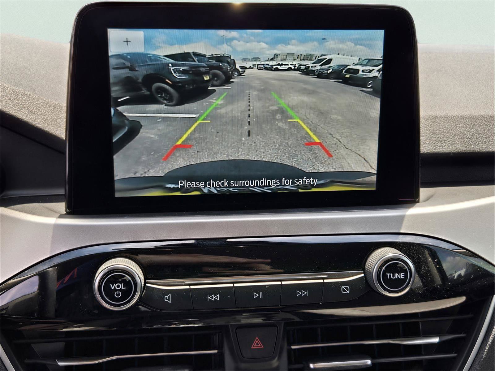 Certified 2020 Ford Escape SE FWD image 16