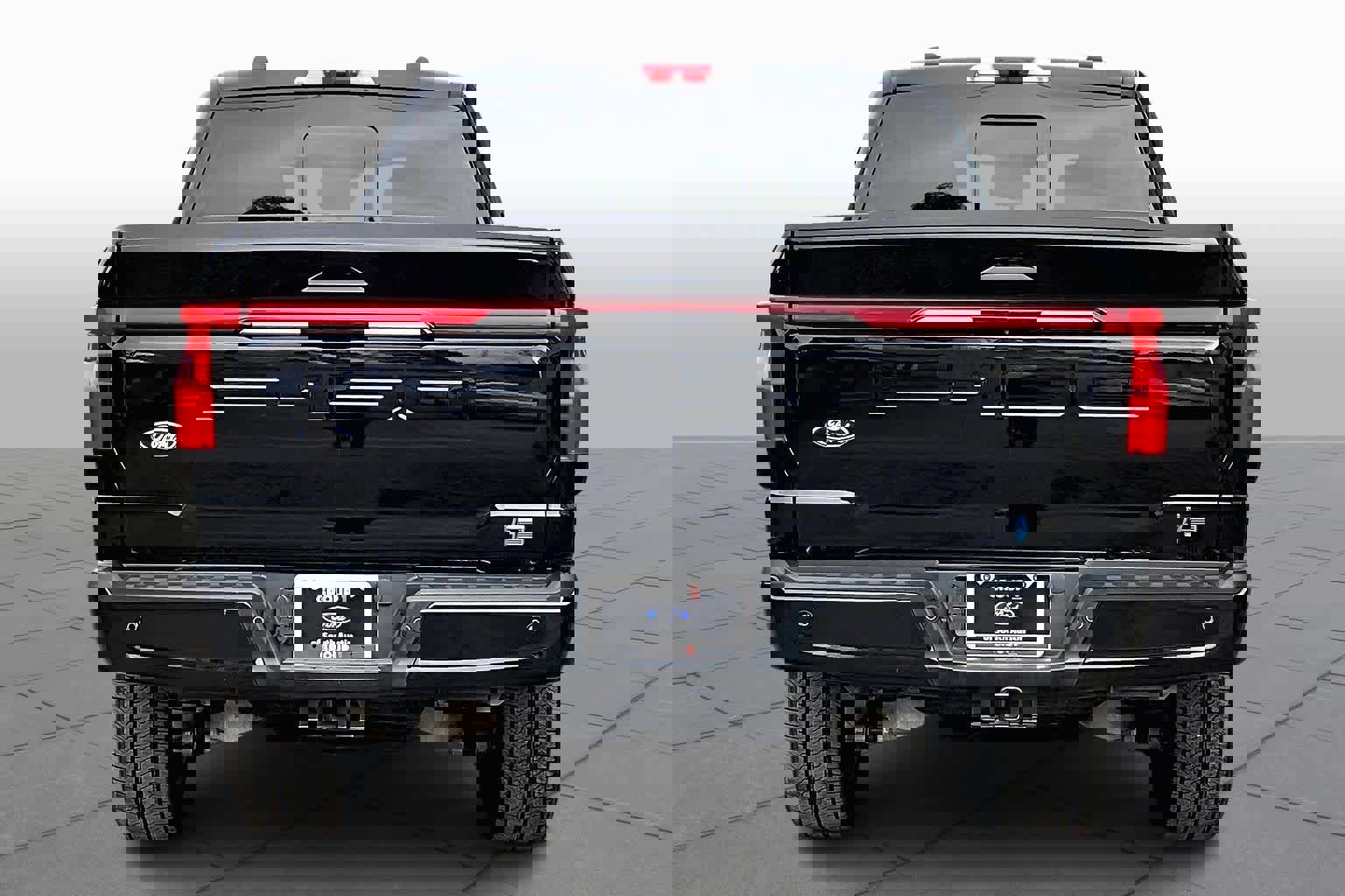 Certified 2025 Ford F150 Lightning Lariat image 5