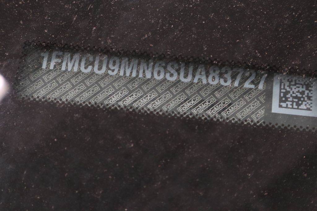 Certified 2025 Ford Escape ST-Line AWD/4WD image 32