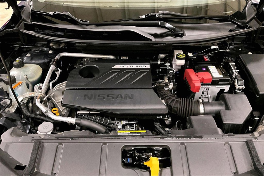 Used 2023 Nissan Rogue SL w/ SL Premium Package image 10