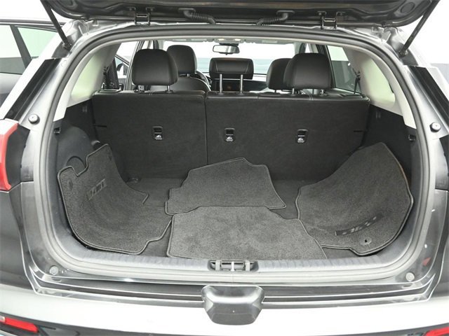 Used 2022 Kia Niro EX image 40