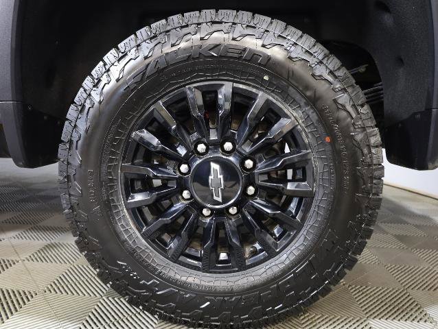 Used 2024 Chevrolet Silverado 3500 LTZ w/ LTZ Plus Package image 23