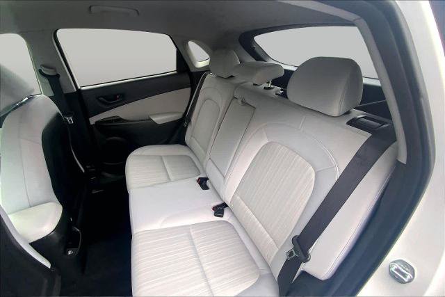 Used 2023 Hyundai Kona SEL AWD/4WD image 21