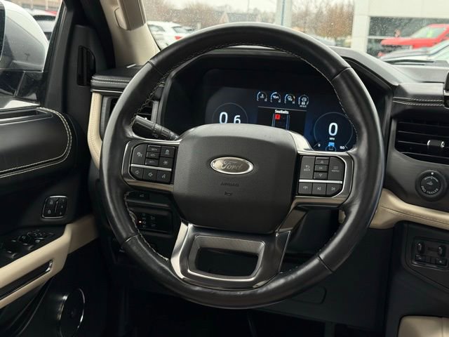 Certified 2022 Ford Expedition Platinum image 11