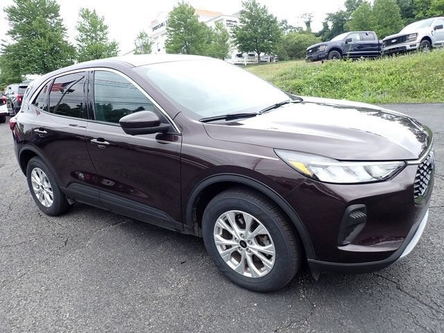 Certified 2023 Ford Escape Active w/ Tech Pack #2 AWD/4WD image 8