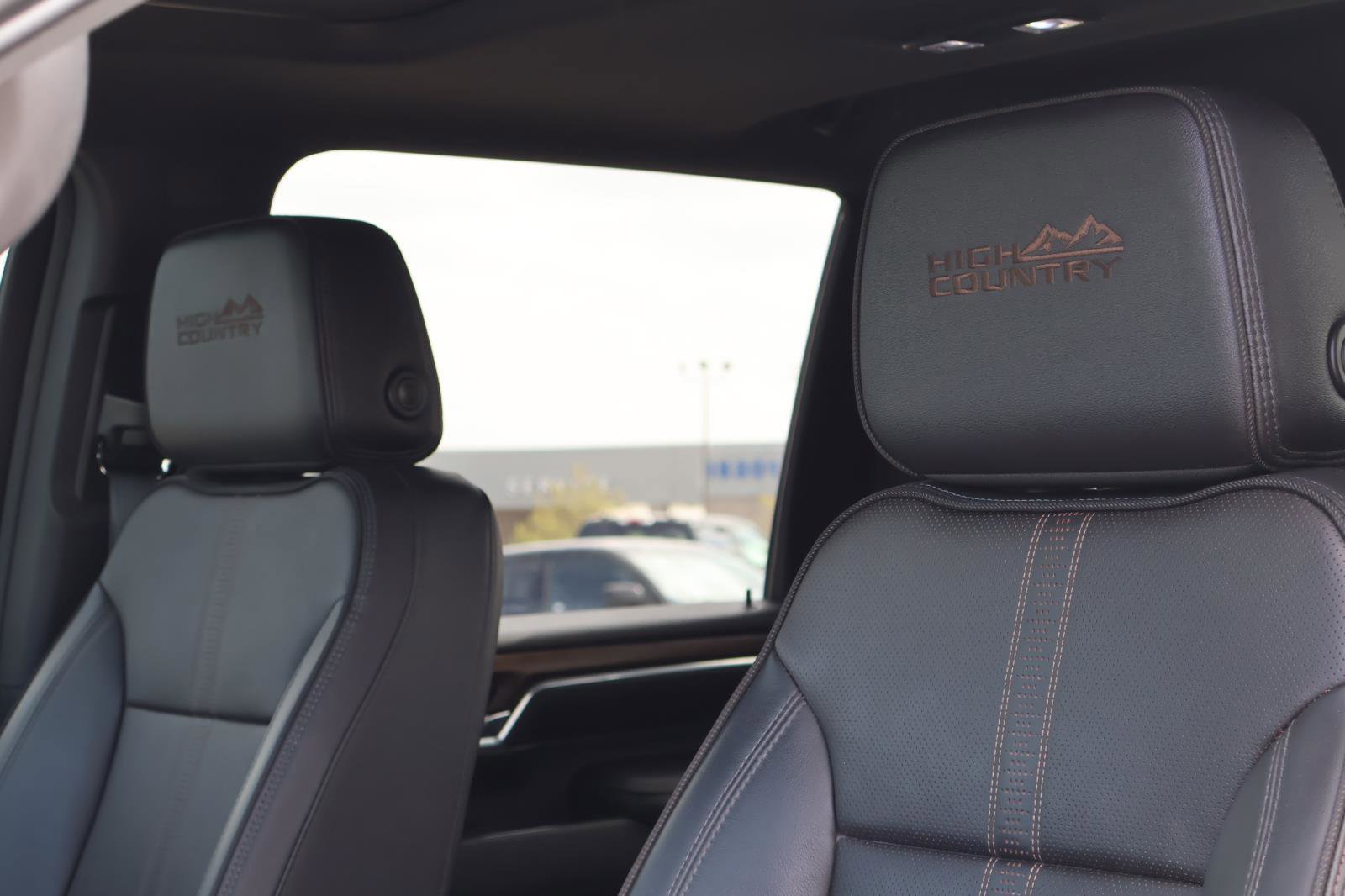 Used 2024 Chevrolet Silverado 2500 High Country w/ High Country Premium Package image 15