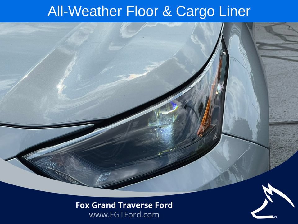 Used 2022 Toyota Highlander XLE AWD/4WD image 38
