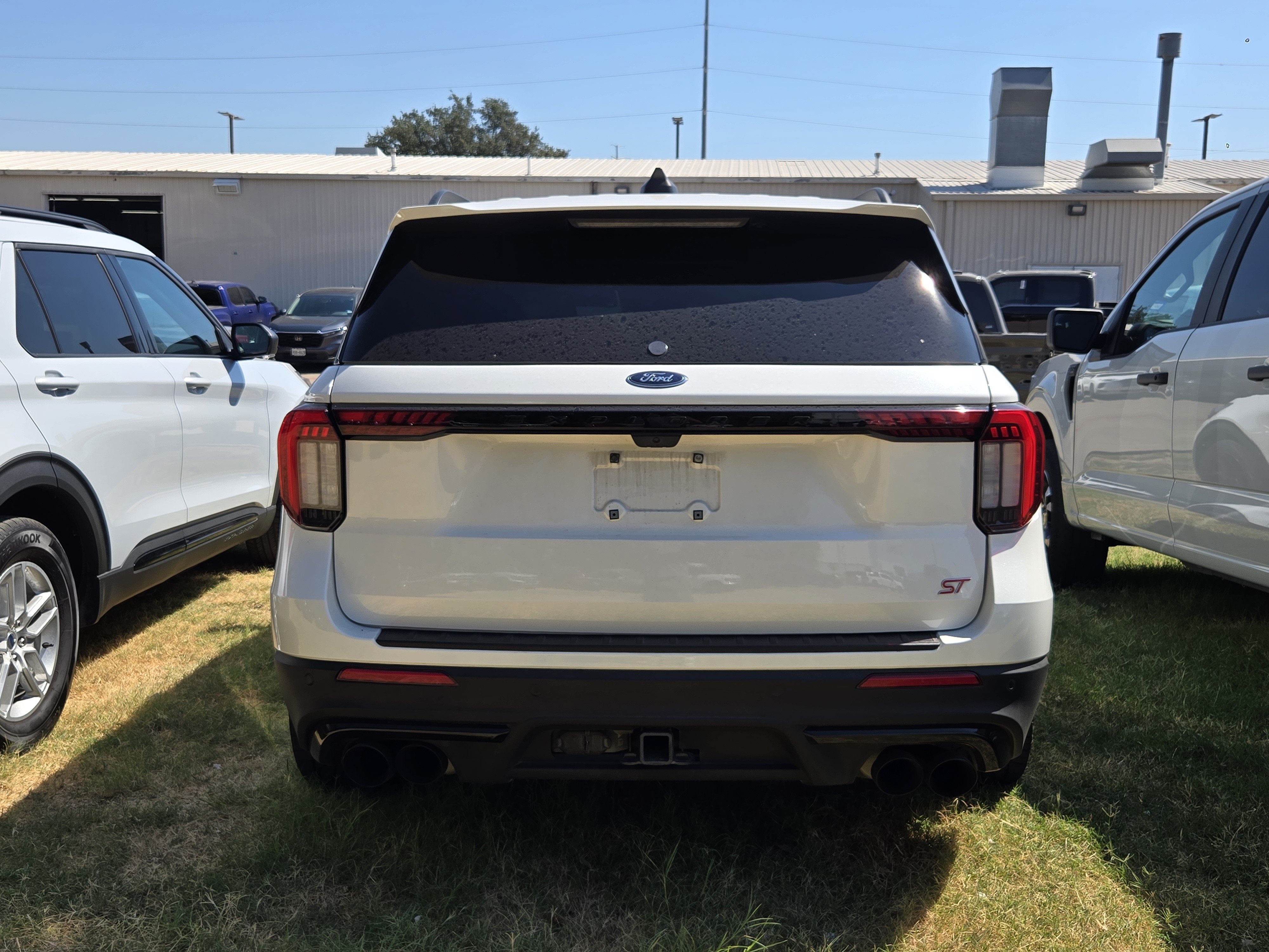 Certified 2025 Ford Explorer ST AWD/4WD image 5