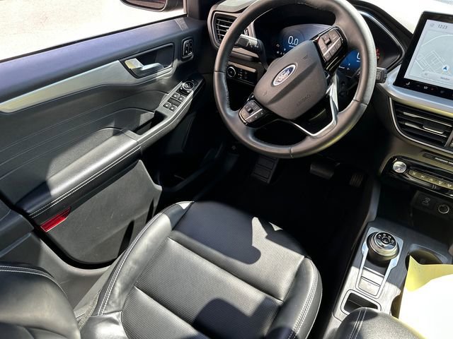 Certified 2023 Ford Escape Platinum image 21