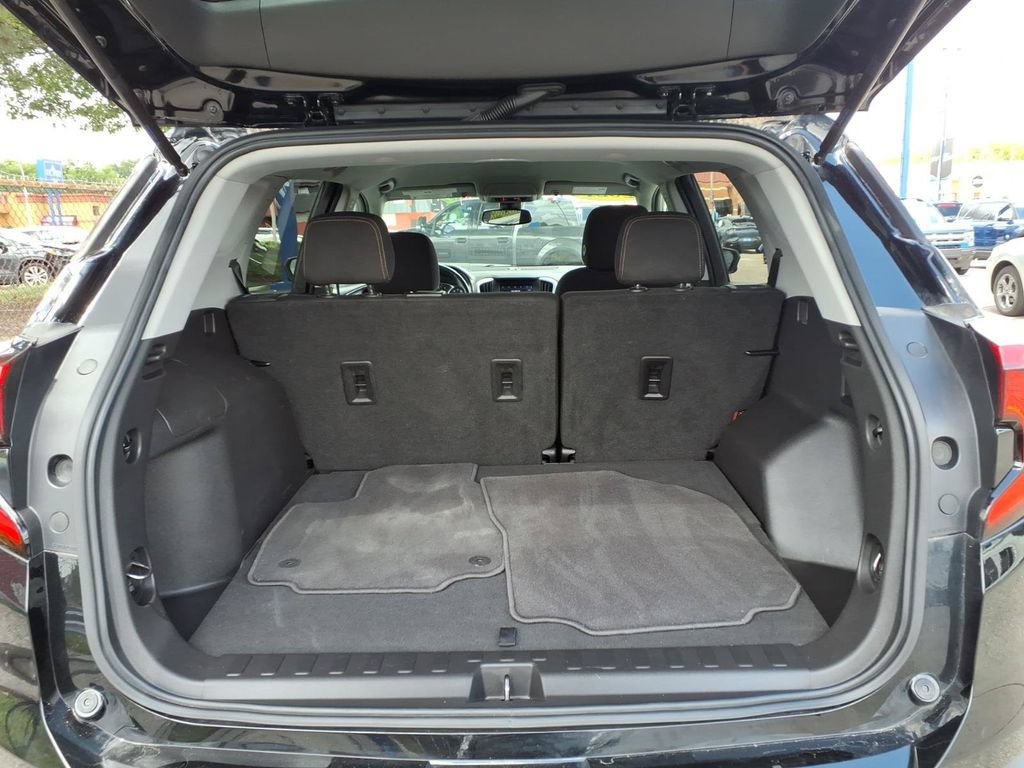 Used 2021 GMC Terrain SLE FWD image 9