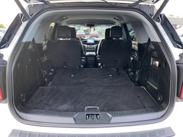 Certified 2022 Ford Explorer XLT w/ Equipment Group 202A image 23