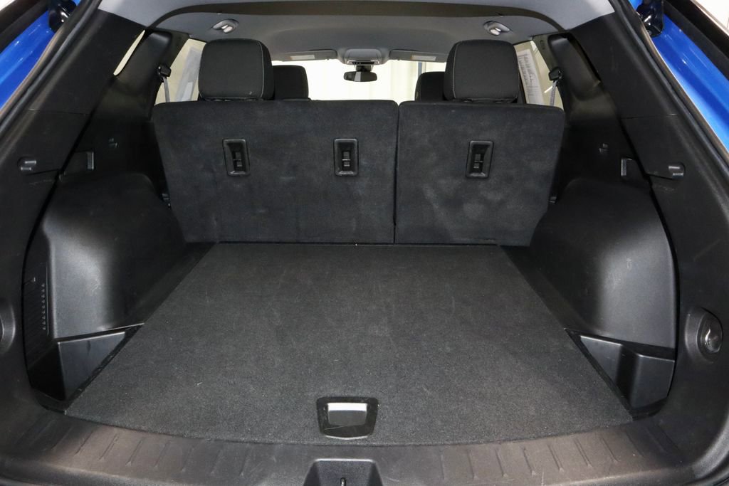 Used 2025 Chevrolet Blazer LT image 16