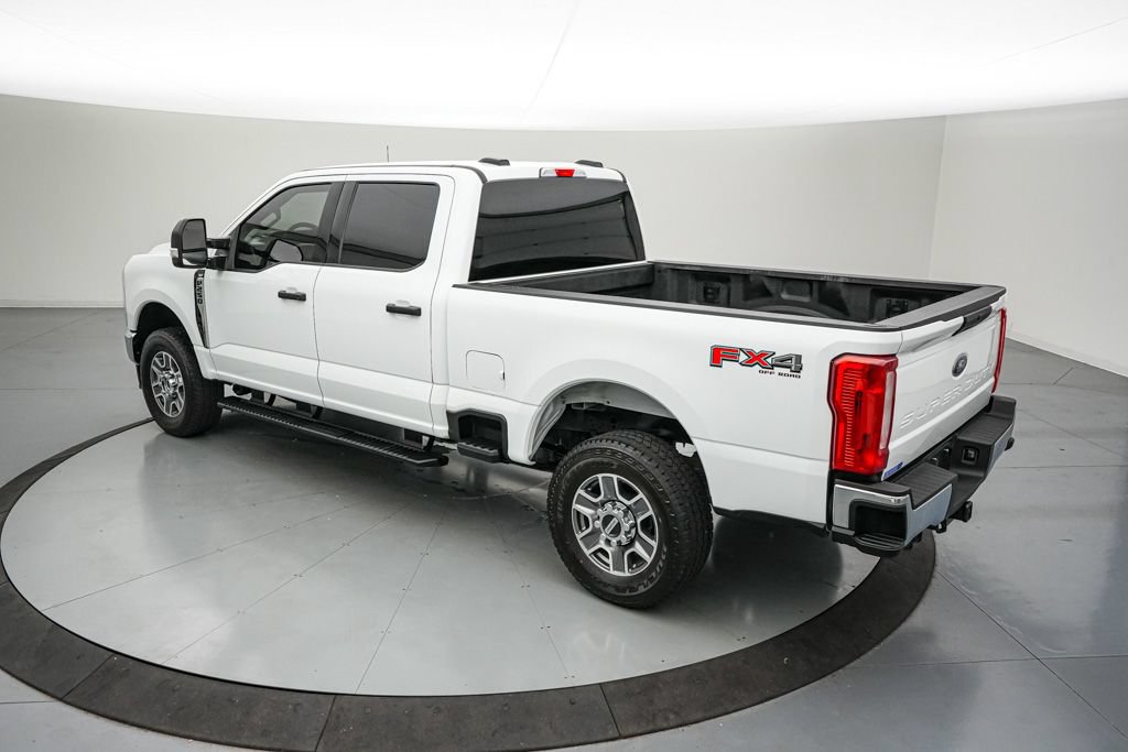 Certified 2025 Ford F250 XLT w/ FX4 Off-Road Package AWD/4WD image 7