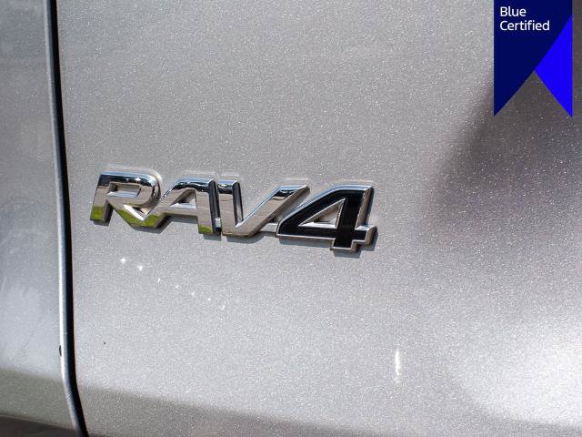 Used 2021 Toyota RAV4 LE w/ Carpet Mat Package (TMS) AWD/4WD image 10