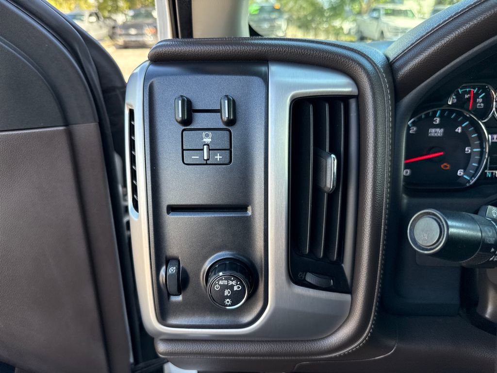 Used 2017 GMC Sierra 1500 SLT image 11