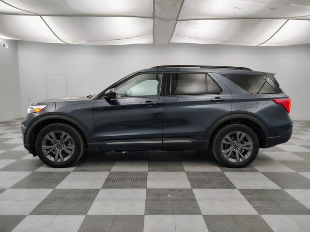 Certified 2024 Ford Explorer XLT w/ Equipment Group 202A AWD/4WD image 5