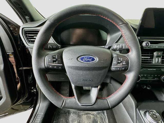 Certified 2025 Ford Escape ST-Line FWD image 16