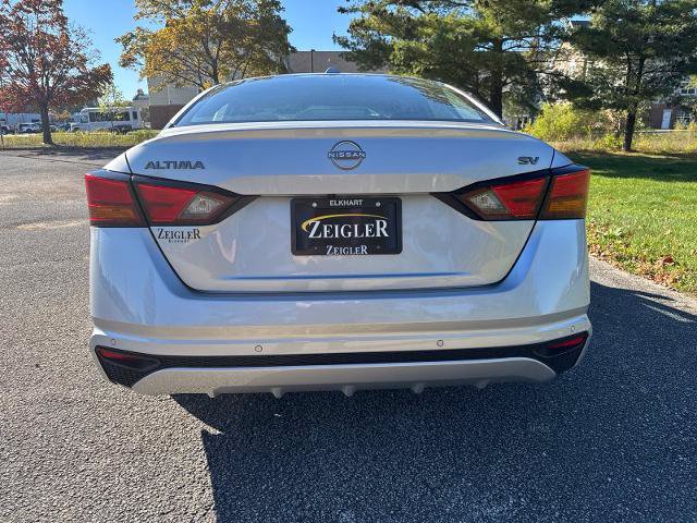 Used 2024 Nissan Altima 2.5 SV FWD image 39