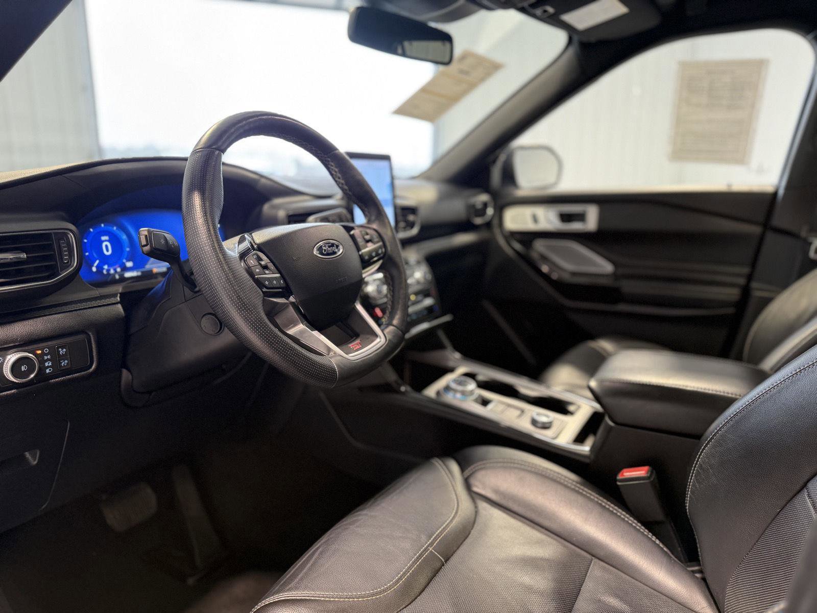 Certified 2022 Ford Explorer ST w/ Equipment Group 401A image 10