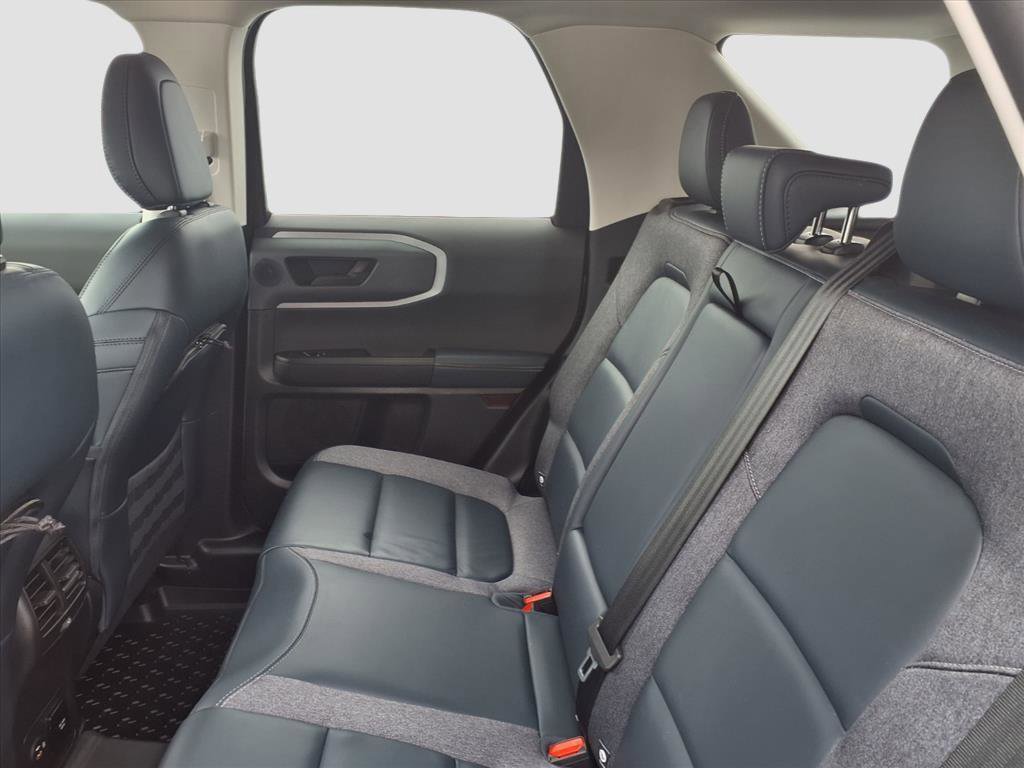 Certified 2022 Ford Bronco Sport Outer Banks w/ Tech Package image 9