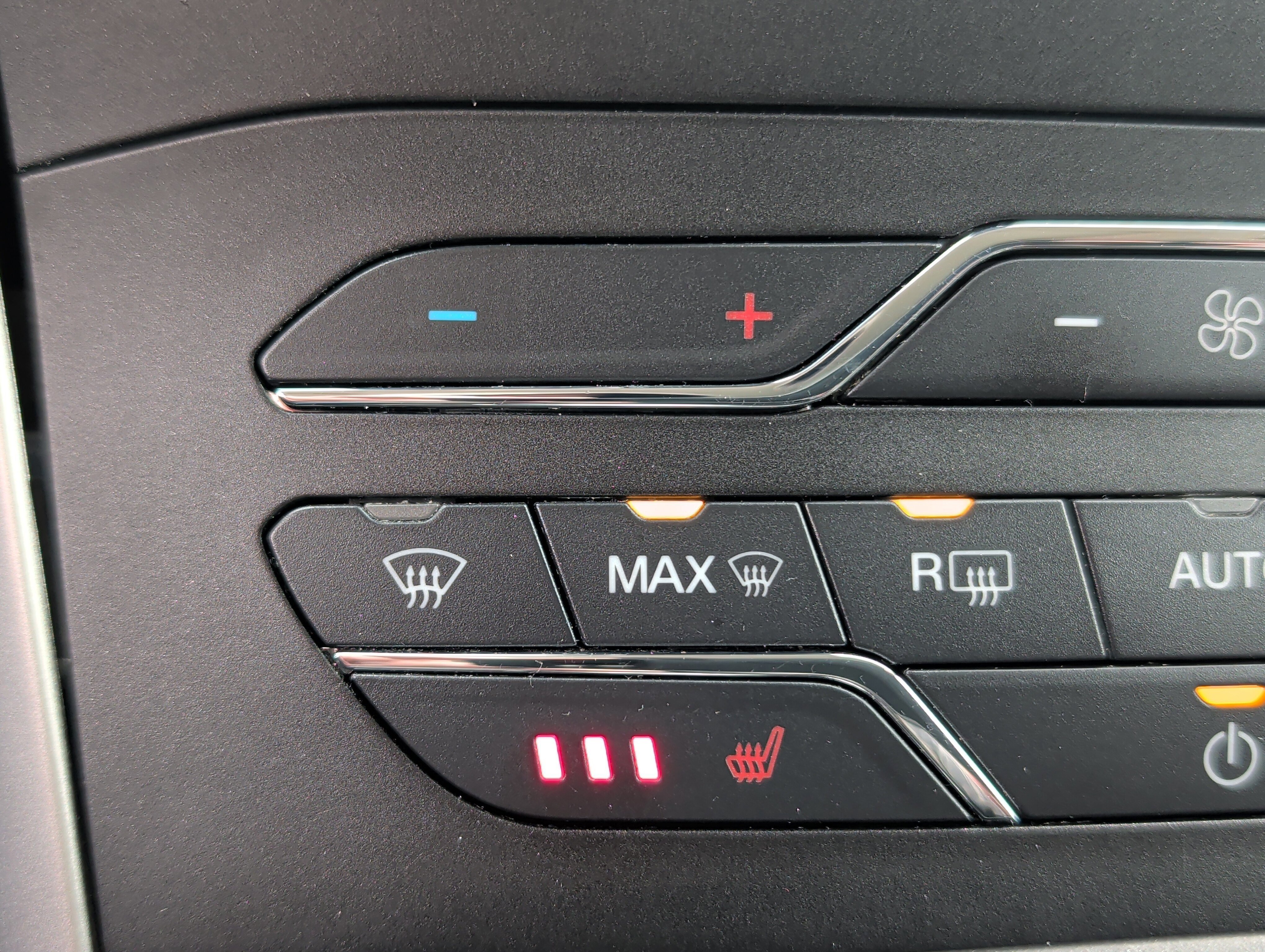 Certified 2020 Ford Edge SEL w/ Convenience Package image 31