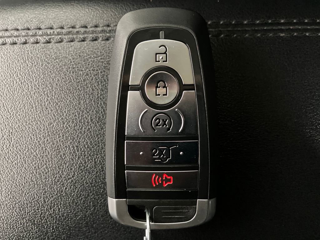 Certified 2022 Ford Edge SEL w/ Sport Appearance Package image 32