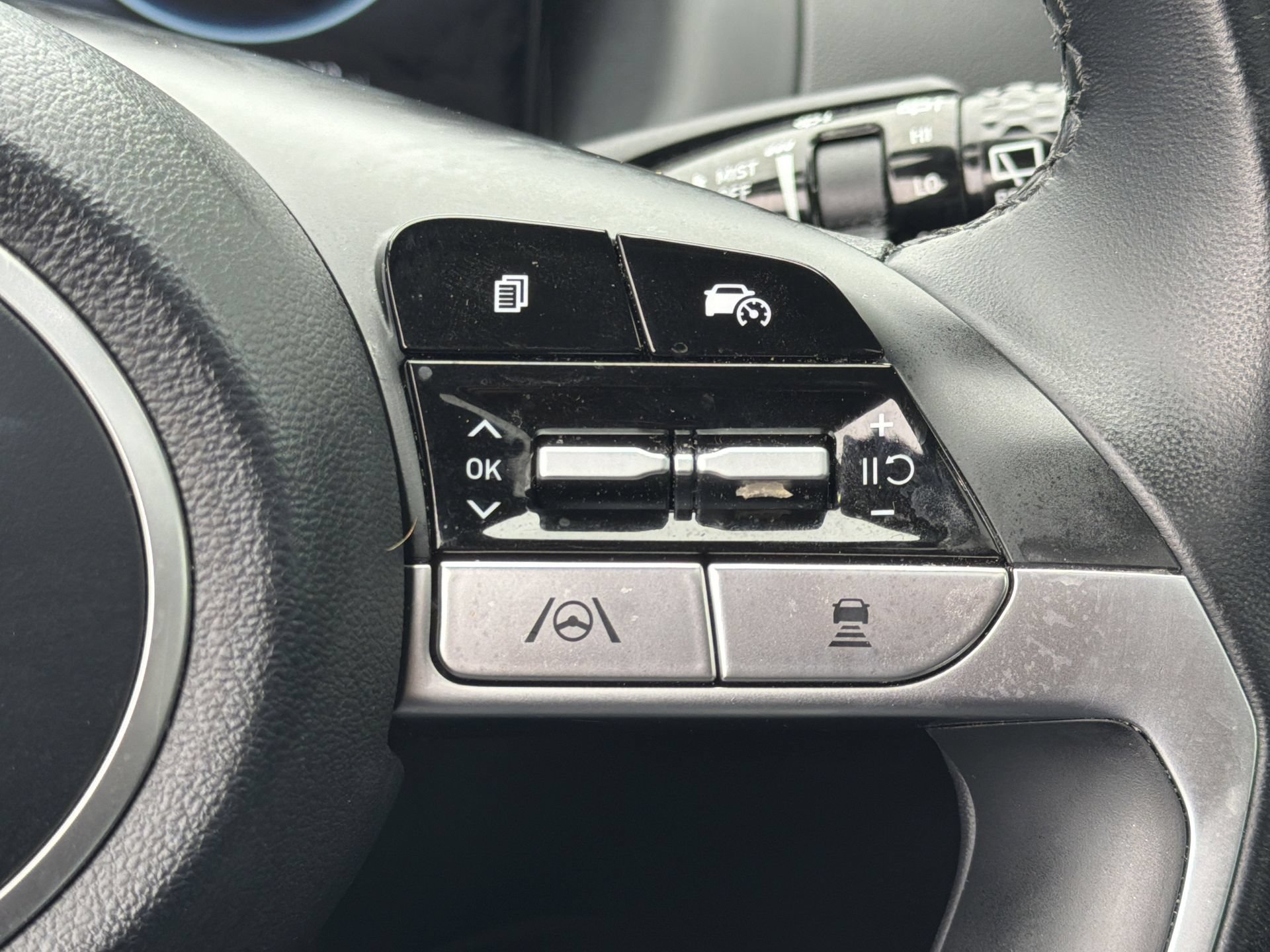 Used 2022 Hyundai Tucson SEL w/ Convenience Package FWD image 11