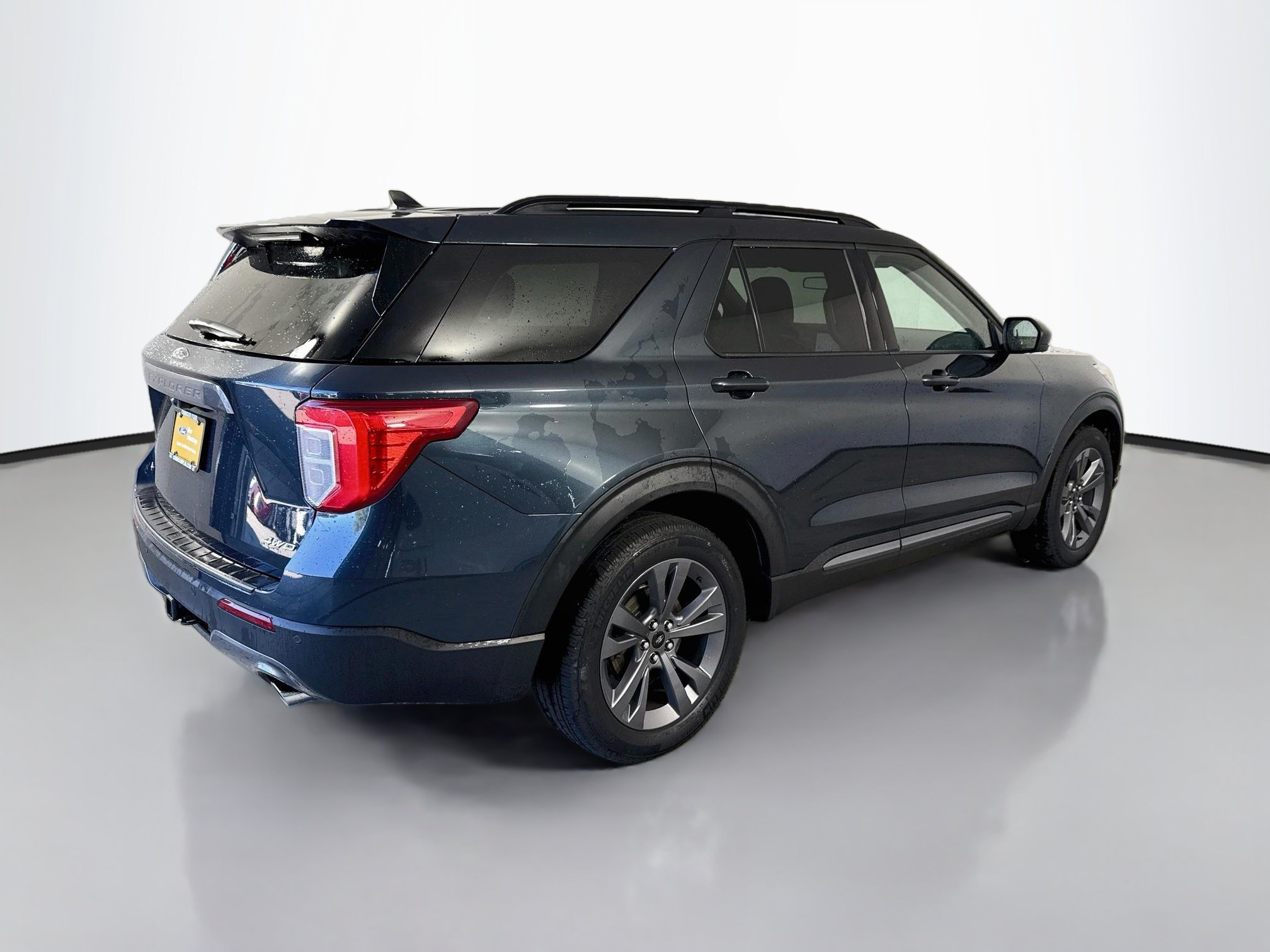Certified 2023 Ford Explorer XLT w/ Equipment Group 202A AWD/4WD image 11
