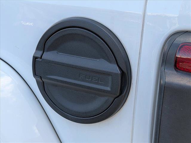 Used 2021 Jeep Wrangler Unlimited Sahara AWD/4WD image 14