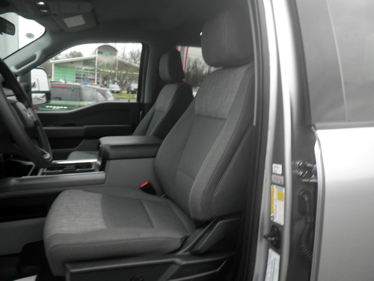 Certified 2024 Ford F350 XLT w/ Tremor Off-Road Package image 17