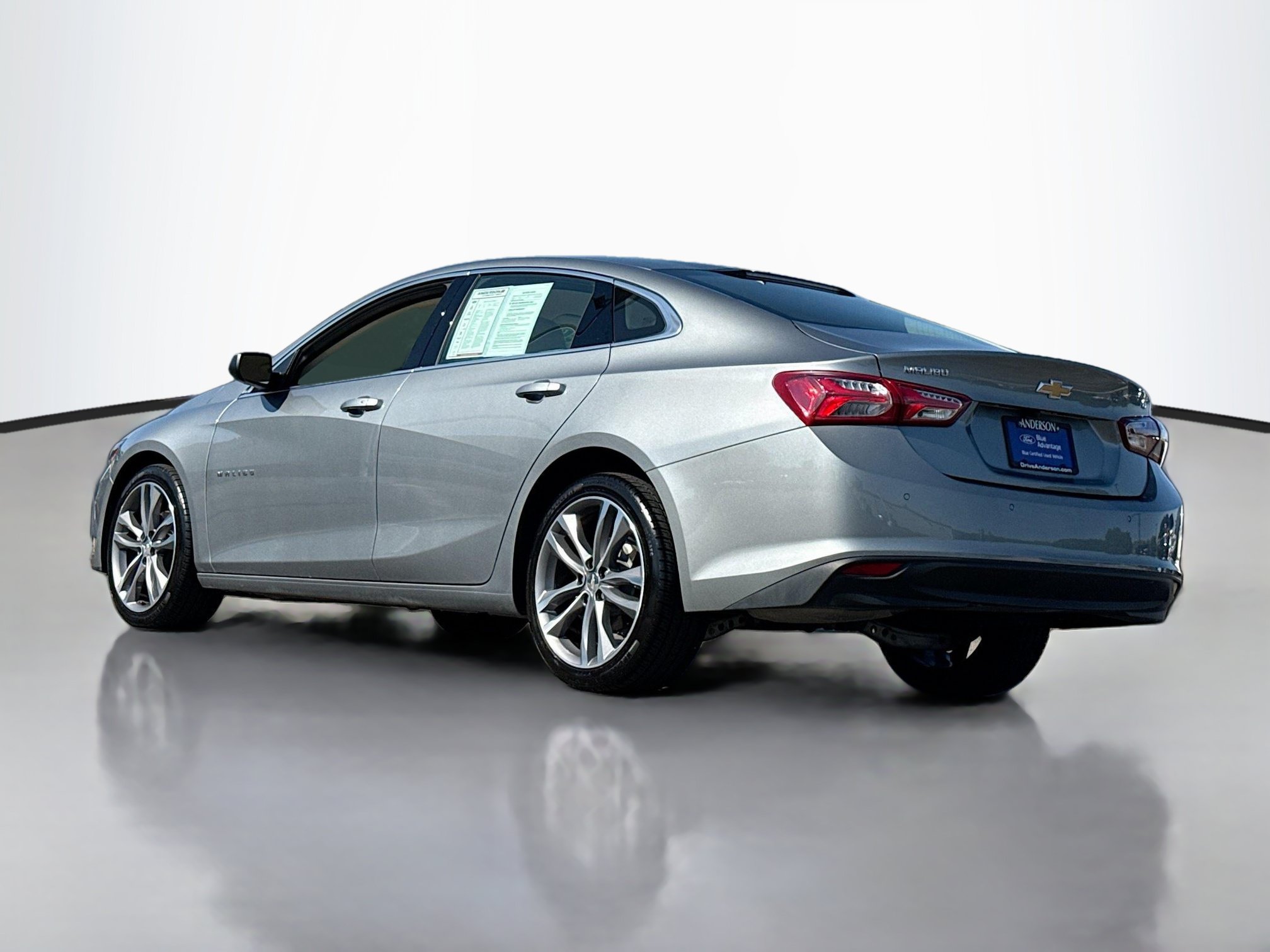 Used 2024 Chevrolet Malibu LT FWD image 11