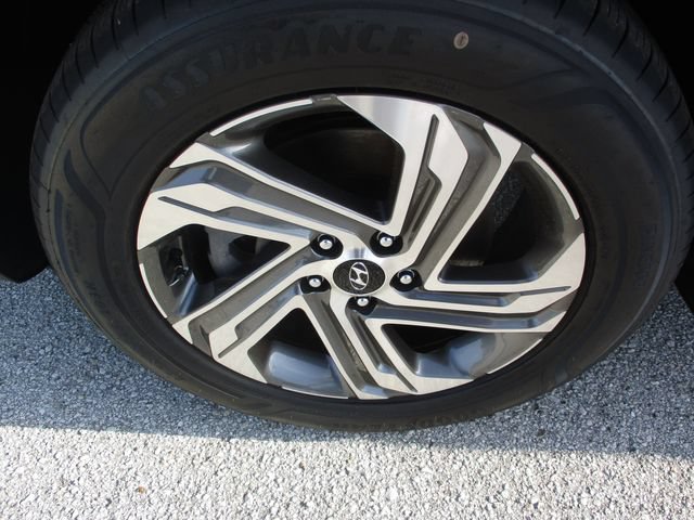 Used 2022 Hyundai Santa Fe SEL FWD image 13